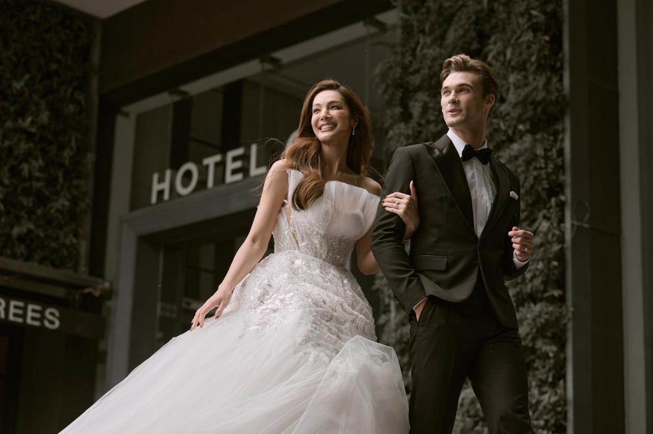 Pullman Bangkok Hotel G - SHA Plus Certified Kültér fotó Wedding couple